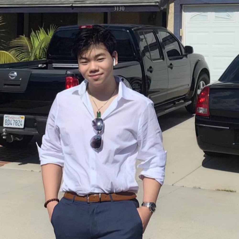 Meet your Posher, Johnson